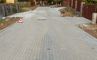 KOWR sfinansował remont drogi w popegeerowskiej osadzie